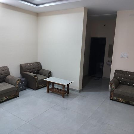 Shiv Shakti Homestay Ujjain Exterior foto