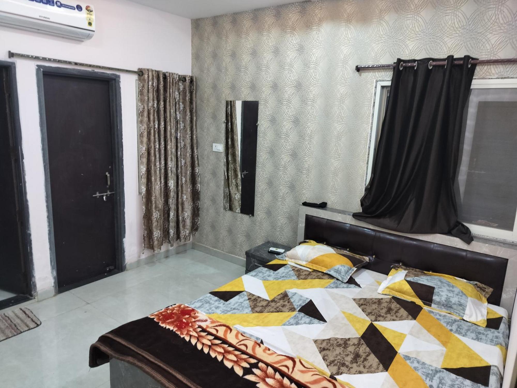 Shiv Shakti Homestay Ujjain Exterior foto
